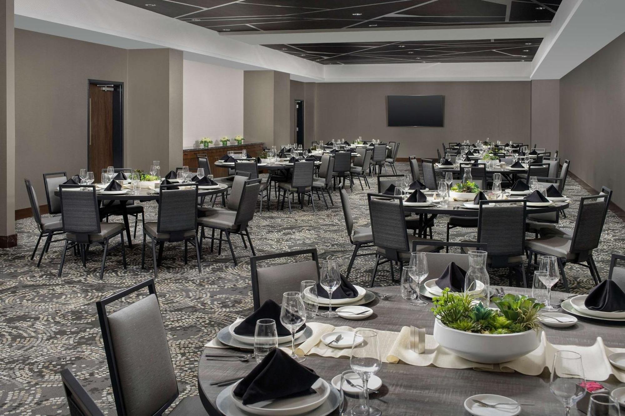 Embassy Suites By Hilton Knoxville Downtown Εξωτερικό φωτογραφία